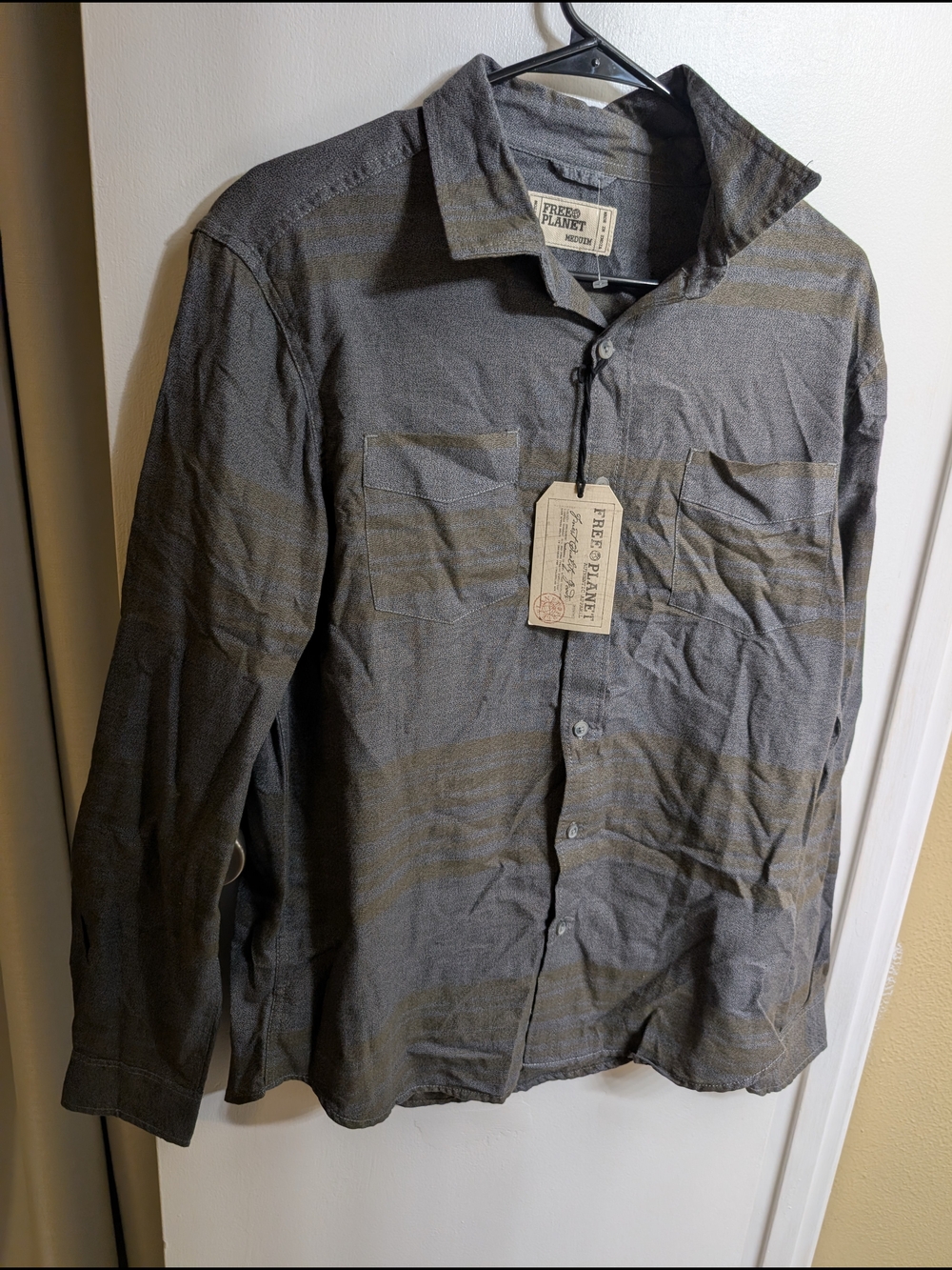 Free Planet Men's Gray Button-Up Shirt Jacket
